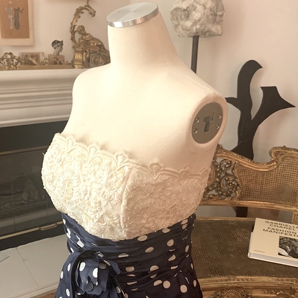 🍃Dentelle Lace, Pearls, Silk, Polkadots, Magnolia - Picture 11 of 13